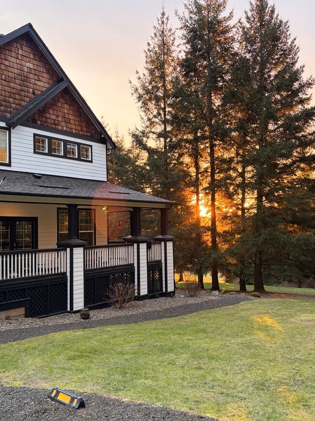 6030 Fern Hill Rd in Monmouth, OR - Building Photo - Building Photo