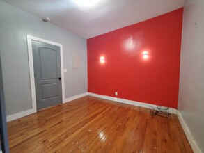 581 Bramhall Ave, Unit 2 in Jersey City, NJ - Building Photo - Building Photo