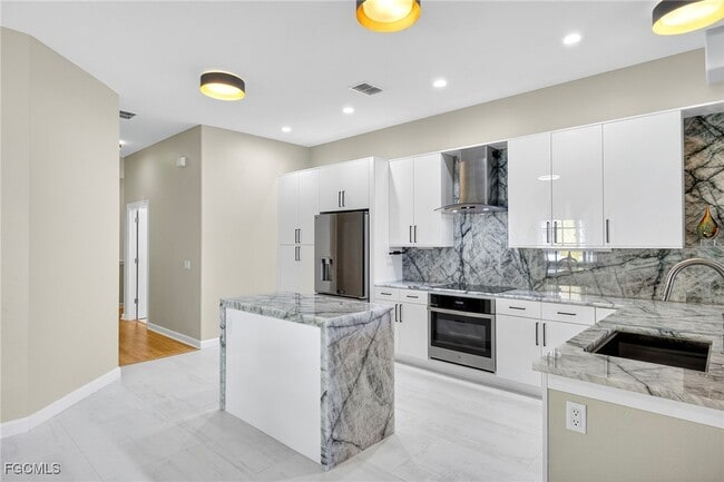 property at 8625 Via Rapallo Dr