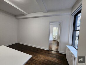 East 46th Street | Elegant Pre-War 1-Bedro in New York, NY - Building Photo - Building Photo
