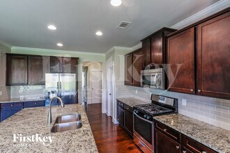 4518 Abbey Ln in Gainesville, GA - Foto de edificio - Building Photo