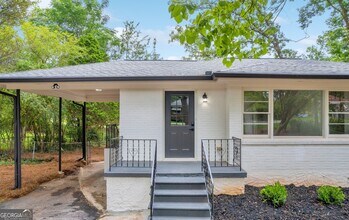 5506 Alder Dr in Forest Park, GA - Building Photo - Building Photo