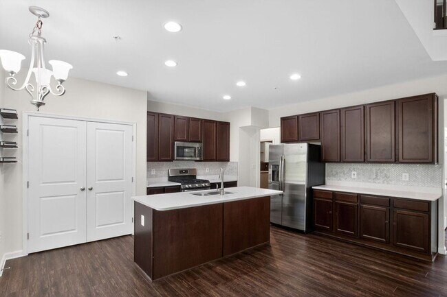 3256 Truffle Glen Pl in White Plains, MD - Building Photo - Building Photo