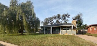 3255 S Mt Carmel St in Wichita, KS - Building Photo