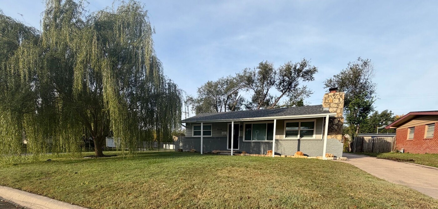 3255 S Mt Carmel St in Wichita, KS - Building Photo