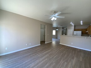 3517 Terraza Mar Ave in North Las Vegas, NV - Building Photo - Building Photo