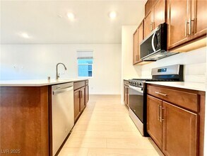 4188 Texas Lilac Ave in Las Vegas, NV - Building Photo - Building Photo