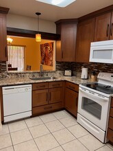 2741 Sungold Dr in Las Vegas, NV - Building Photo - Building Photo