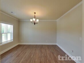 131 Huntsman Dr in Griffin, GA - Foto de edificio - Building Photo