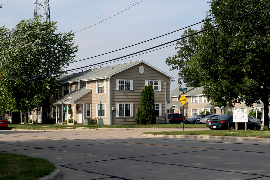 3105 5th Ave in South Milwaukee, WI - Building Photo