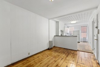 1306 8th Ave in Brooklyn, NY - Building Photo - Interior Photo