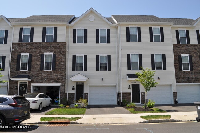 304 Discovery Rd