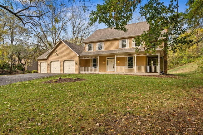 41W230 Sylvan Dr in Elburn, IL - Building Photo - Building Photo
