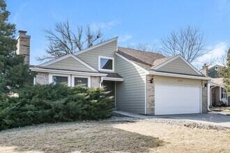 8780 W Quarto Cir in Littleton, CO - Building Photo - Building Photo