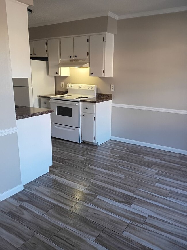 42 Sand Dollar Ln in Savannah, GA - Building Photo - Building Photo