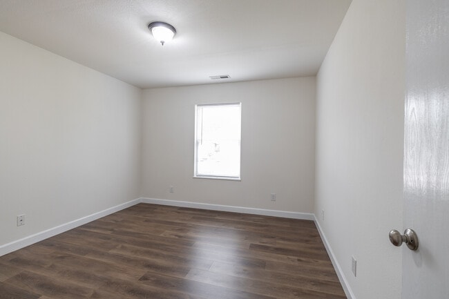 Trails West Apartments in Farmington, MO - Foto de edificio - Interior Photo