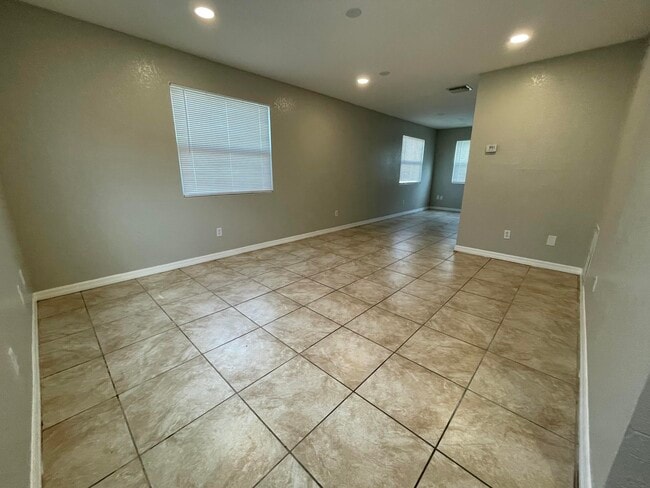 2886 Harson Way in Fort Pierce, FL - Building Photo - Building Photo