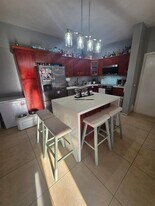 9727 Hammocks Blvd in Miami, FL - Building Photo