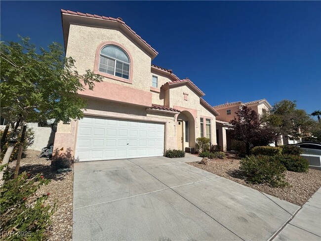 property at 157 Lakewood Garden Dr