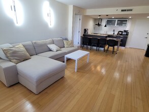 701 S Madison Ave in Clearwater, FL - Foto de edificio - Building Photo