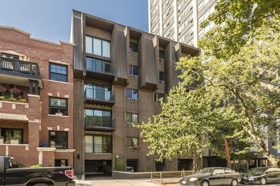 518 W Wrightwood Ave, Unit 2B in Chicago, IL - Foto de edificio