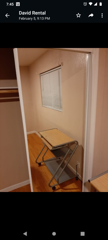 215 Dennis Dr in Daly City, CA - Foto de edificio - Building Photo