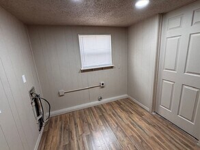 608 SW 13th St in Moore, OK - Building Photo - Building Photo