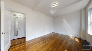 156 E 37th St in New York, NY - Building Photo - Building Photo