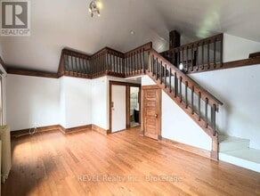 4784 2nd Ave in Niagara Falls, ON - Building Photo - Building Photo