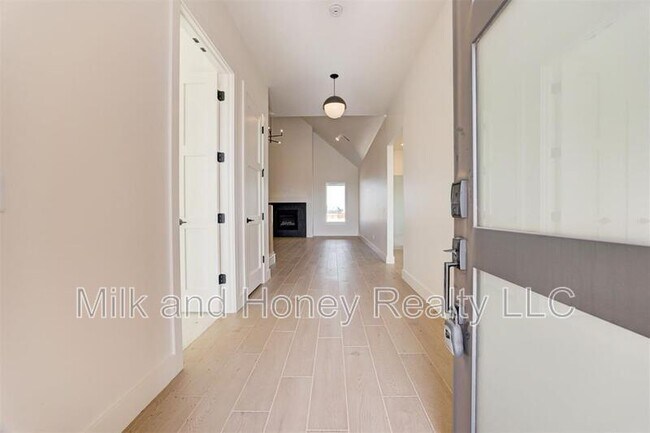 1007 River View Dr in Norman, OK - Building Photo - Building Photo