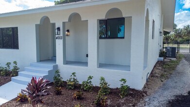 4003 S Indian River Dr in Fort Pierce, FL - Building Photo - Building Photo