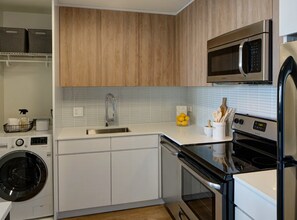 2645 N Clark St in Chicago, IL - Building Photo - Building Photo