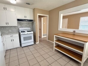 3114 Hunt Trail in Austin, TX - Building Photo - Building Photo