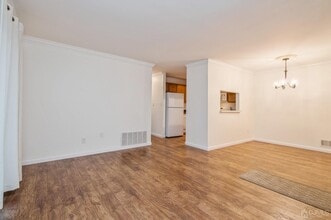 101 Quince Ct in Trenton, NJ - Building Photo - Building Photo
