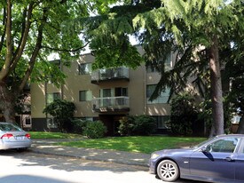 2365 W 2nd Ave in Vancouver, BC - Building Photo