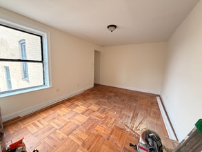 1649 Edison Ave, Unit 5E in Bronx, NY - Foto de edificio - Building Photo