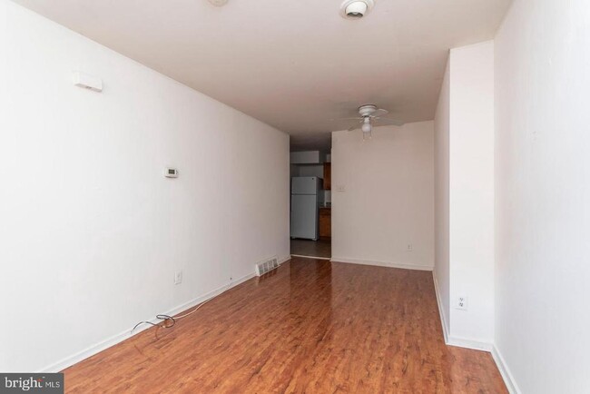 2041 N 15th St in Philadelphia, PA - Building Photo - Building Photo