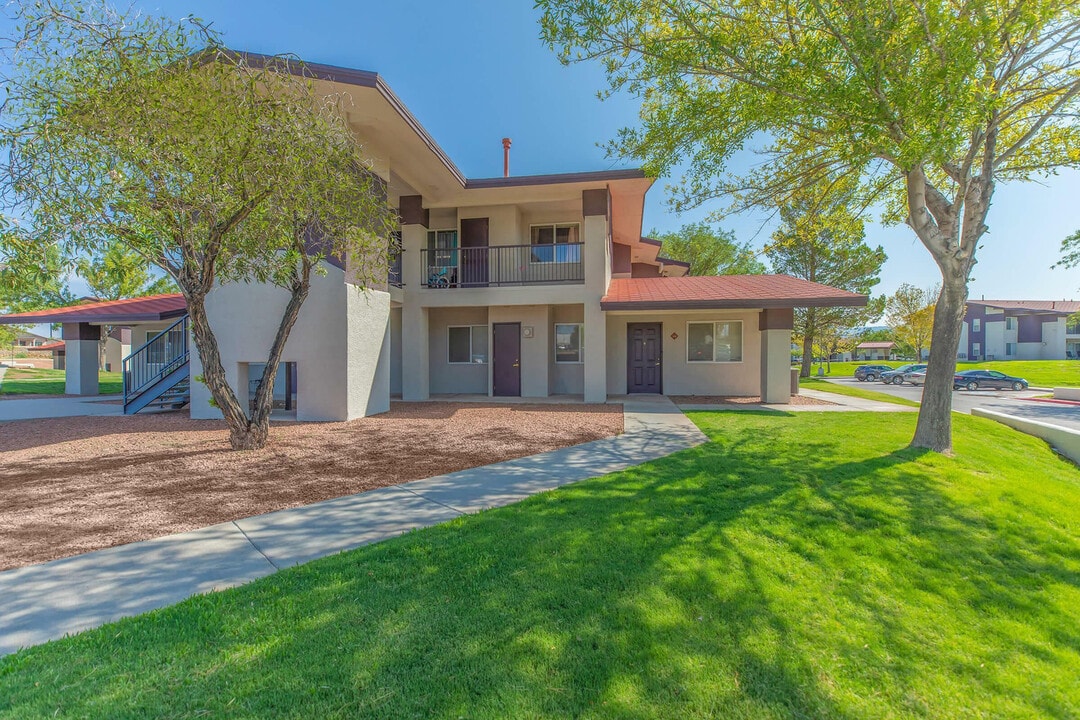 Santa Teresa Terrace in Santa Teresa, NM - Building Photo
