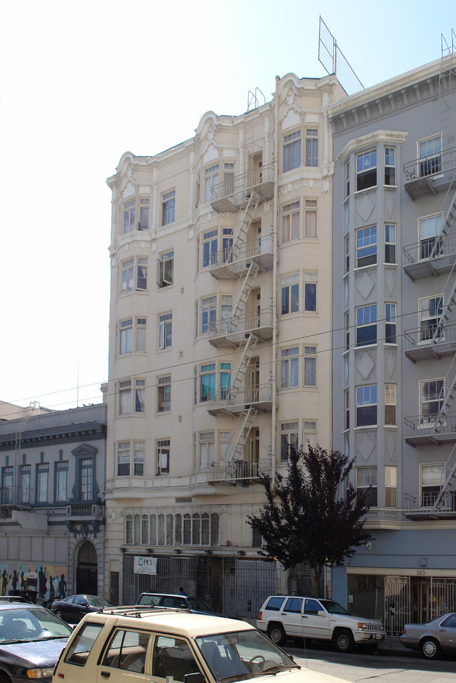 Kingbrae Apartments in San Francisco, CA - Building Photo - Building Photo