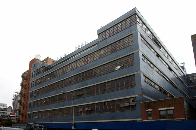 Hunter College in New York, NY - Building Photo - Building Photo