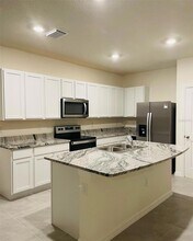 13790 NW 9th Rd in Newberry, FL - Building Photo - Building Photo