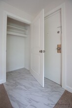 803 Plate St, Unit 108 in Rochester, MI - Building Photo - Building Photo