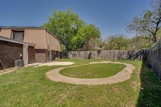 626 W Arawe Cir in Irving, TX - Building Photo - Building Photo