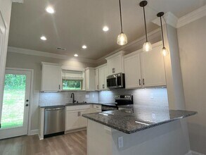 146 Midpark Dr in Meridianville, AL - Building Photo - Building Photo
