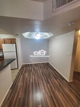 3845 E Greenway Rd in Phoenix, AZ - Building Photo - Building Photo