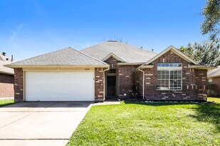 22819 Willhanna Dr in Katy, TX - Building Photo