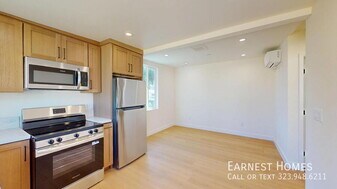 6443 Satsuma Ave in Los Angeles, CA - Building Photo