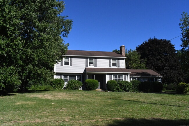 313 Burnt Plains Rd in Milford, CT - Building Photo - Building Photo