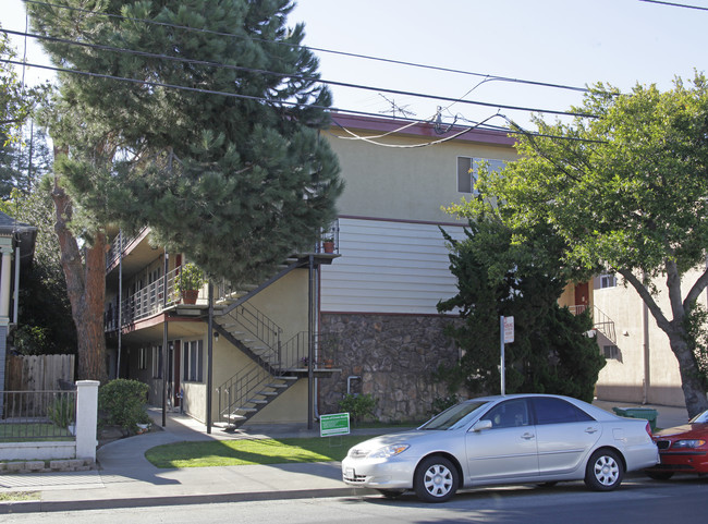 2144 Lincoln Ave in Alameda, CA - Building Photo - Building Photo