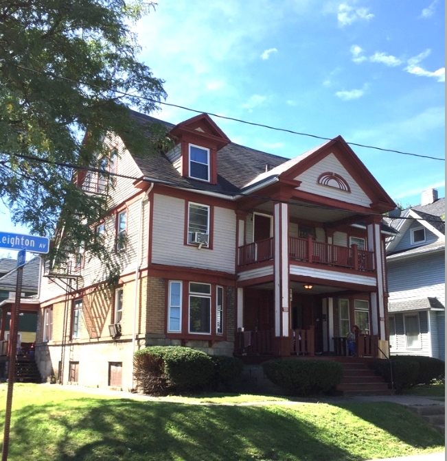 163 Leighton Ave in Rochester, NY - Foto de edificio